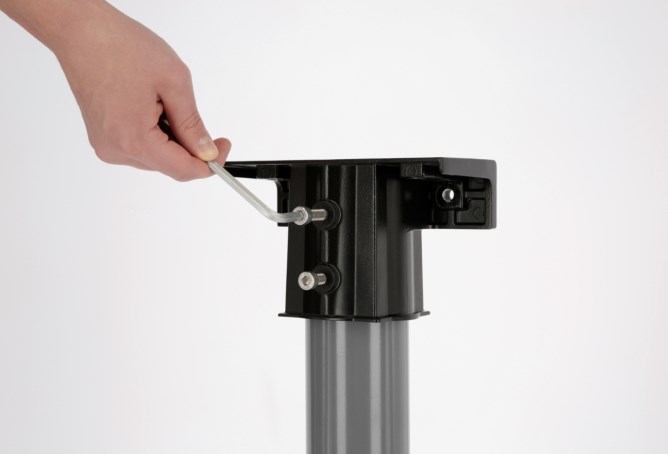 Montageadapter für LED-Flutlicht auf Masten